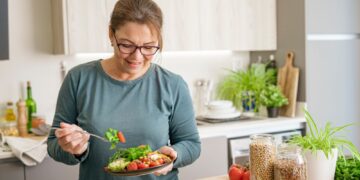 Gesunde Ernährung im Alltag: 7 einfache Gewohnheiten, die langfristig funktionieren