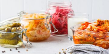 Fermentierte Lebensmittel: Warum Kefir, Kimchi & Co. gesund sein können